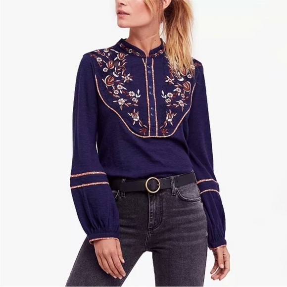 Free People Sundance Kid
Western snap front embroidered Henley blue shirt  xs - Picture 4 of 13